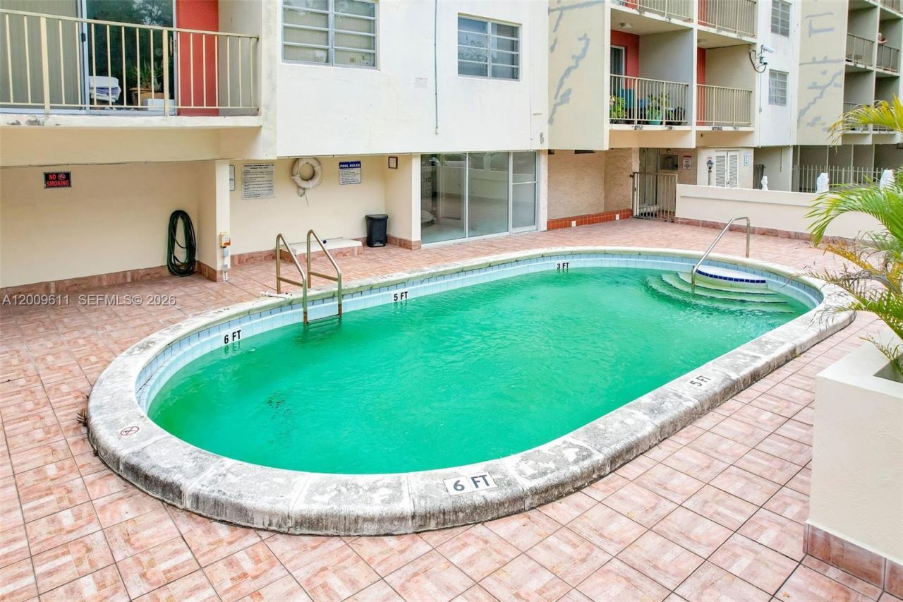1225 NE 124th St, Unit 49C, North Miami, FL 33161 Photo
