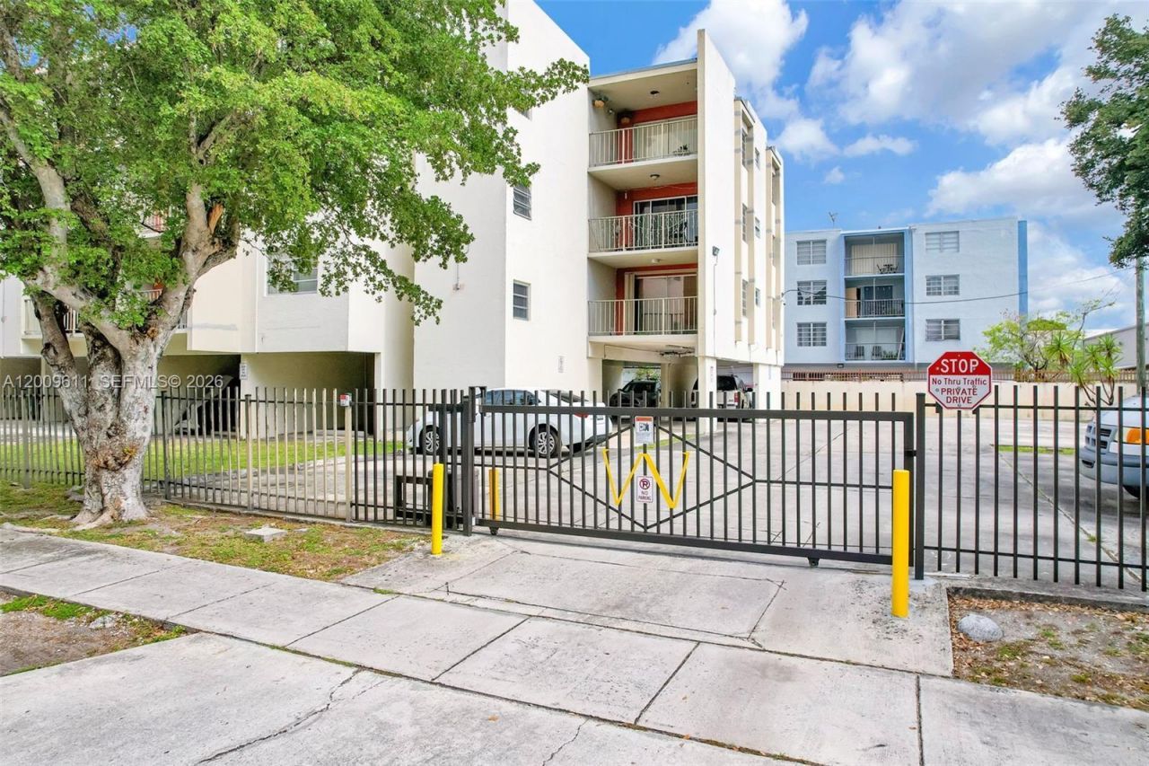 1225 NE 124th St, Unit 49C, North Miami, FL 33161 Photo