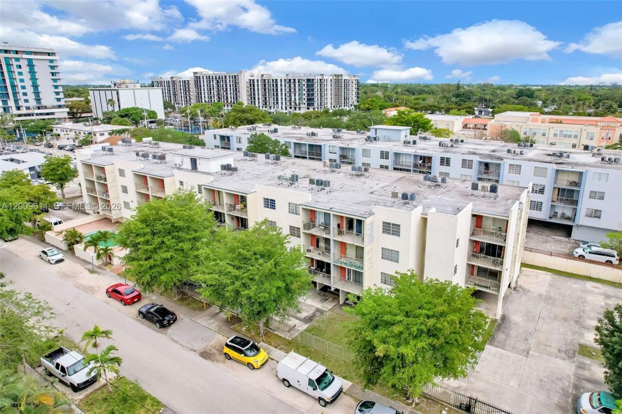 1225 NE 124th St, Unit 49C, North Miami, FL 33161 Photo