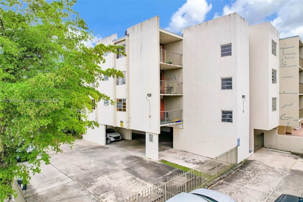 1225 NE 124th St, Unit 49C, North Miami, FL 33161 Photo