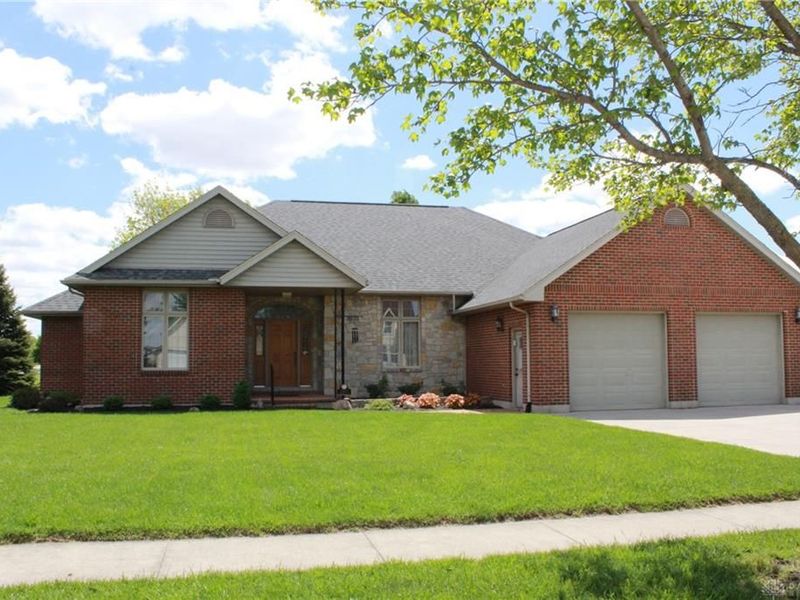 2033 Callaway Court, Versailles, OH 45380 Photo 3