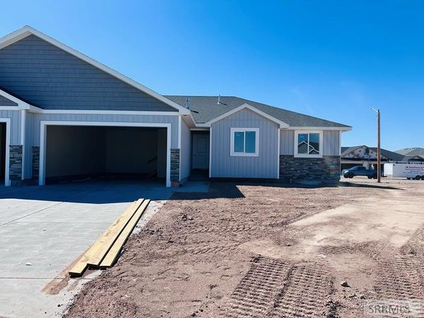 3710 E Razor Circle, IDAHO FALLS, ID 83401