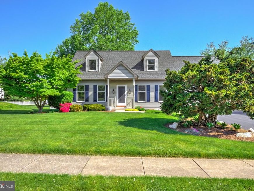 706 Rosemont Drive, Lititz, PA 17543 Main Photo