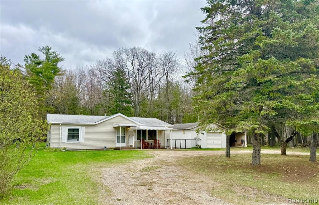 1851 S Loxley Road, Roscommon Township, MI 48629 Main Photo
