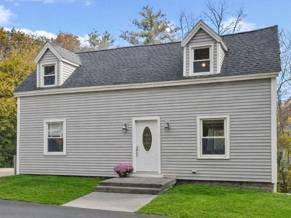 322 Central St, Hudson, MA 01749