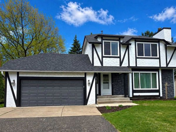 8709 64th Avenue N, Brooklyn Park, MN 55428
