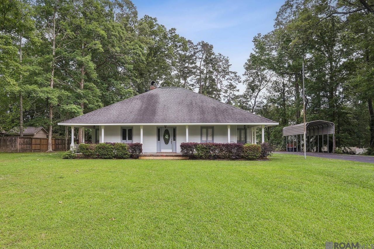 15522 Chanove Ave, Greenwell Springs, LA 70739 Main Photo