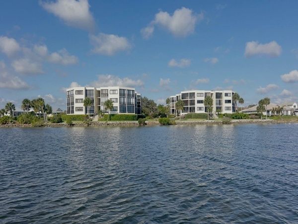 9612 Riverside Drive, Unit 203, Sebastian, FL 32958