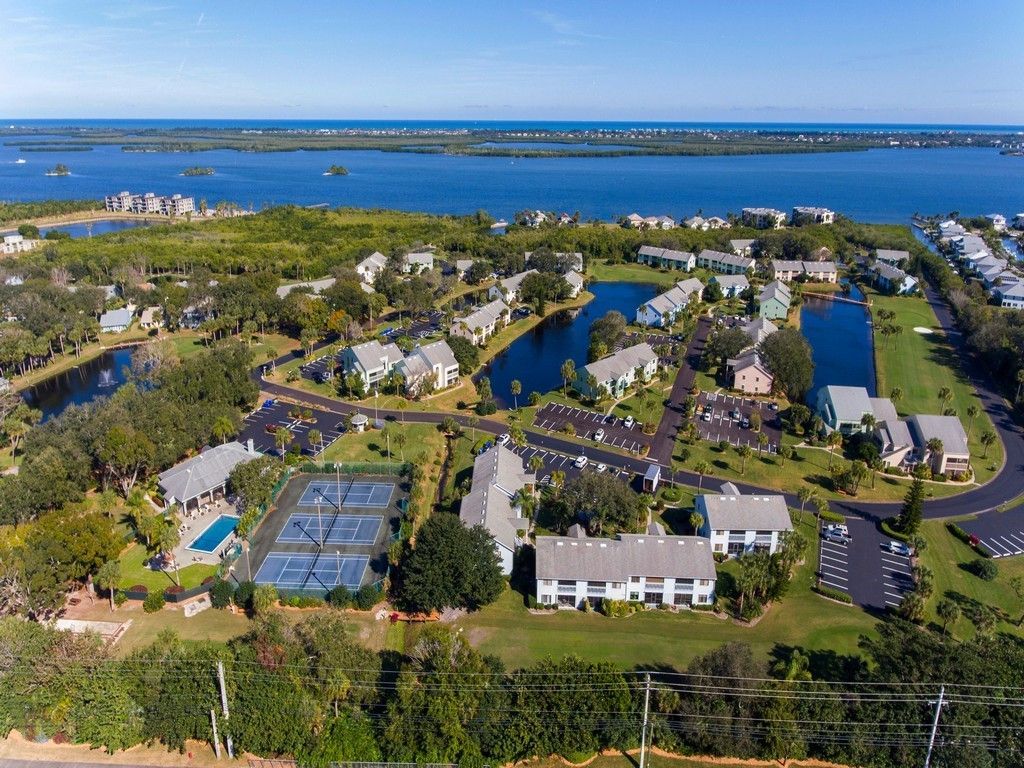 9612 Riverside Drive, Unit 203, Sebastian, FL 32958 Photo