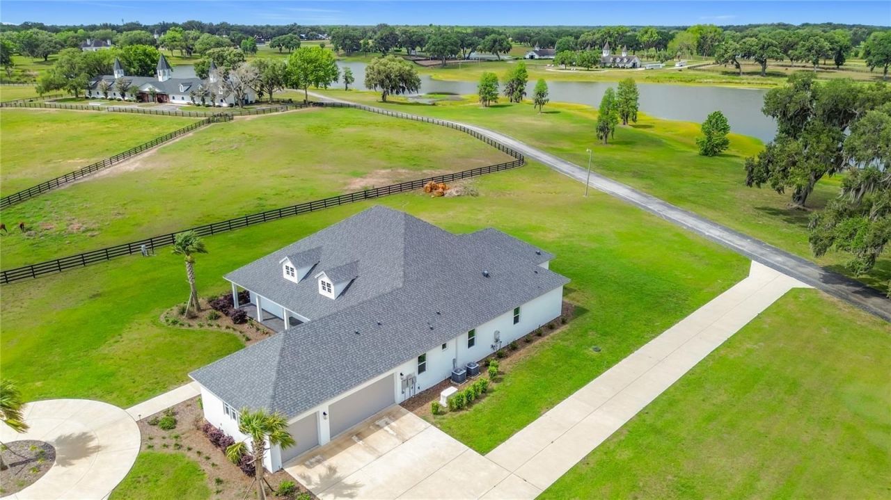 6530 SE 156th Loop, Unit 3 & 4, Summerfield, FL 34491 Photo