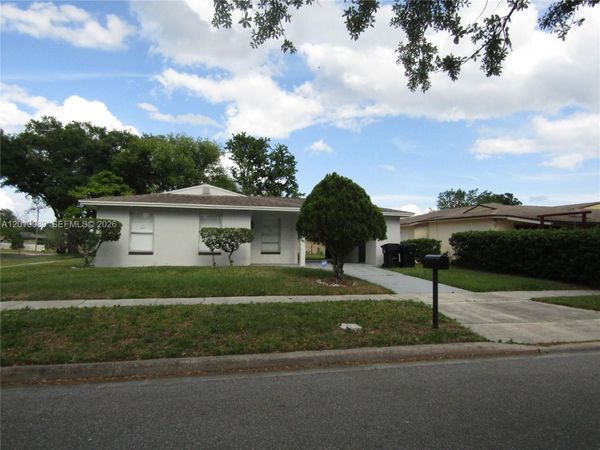 2447 MESSINA , Orlando, FL 32811