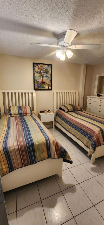 201 178th Dr , Unit 416, Sunny Isles Beach, FL 33160 Photo