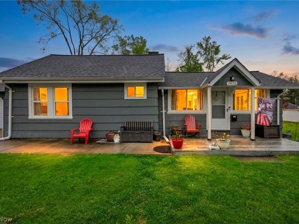 7476 Pinehurst Drive , Mentor on the Lake, OH 44060