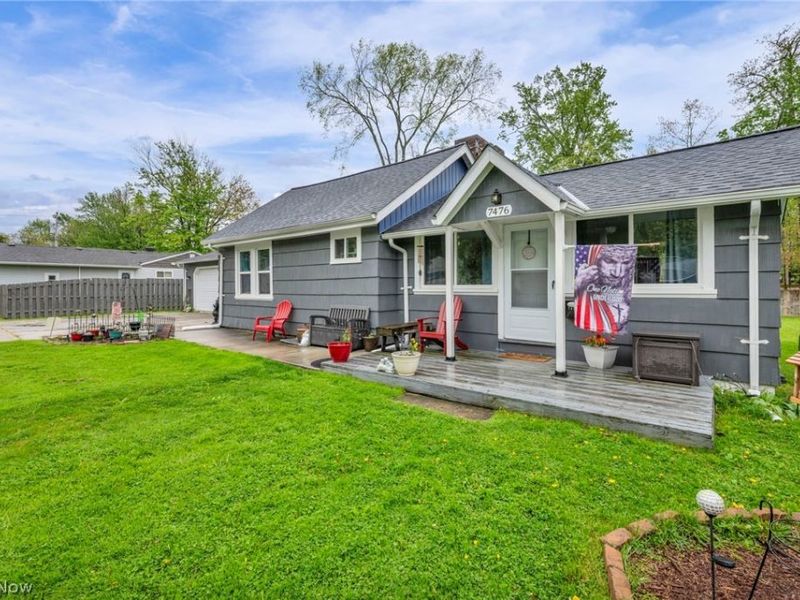 7476 Pinehurst Drive, Mentor on the Lake, OH 44060 Photo 3