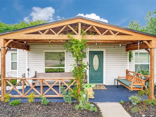 809 S Lamar Street, Weatherford, TX 76086