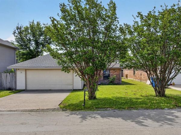 609 Trout Street, Rockwall, TX 75032
