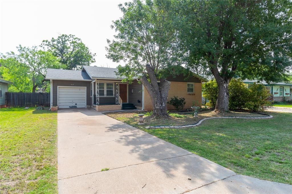 617 Briarwood Street, Abilene, TX 79603 Main Photo