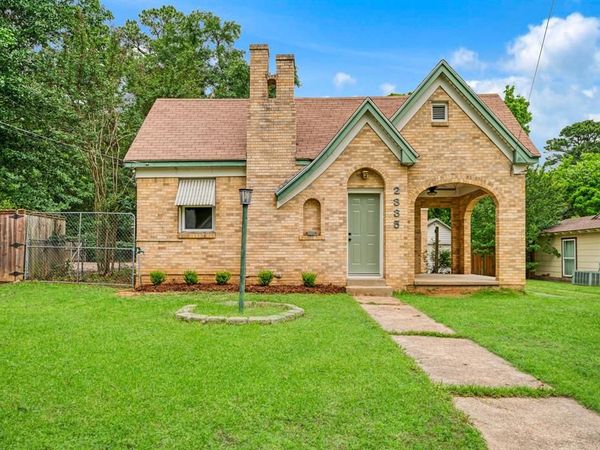 2335 Simpson Street, Paris, TX 75460