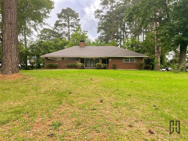 702 Browning Drive , Springhill, LA 71075