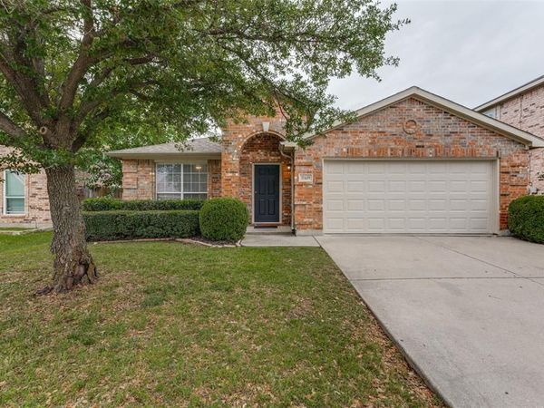 10449 Winding Passage Way, Fort Worth, TX 76131