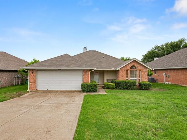 620 Troxell Boulevard, Rhome, TX 76078