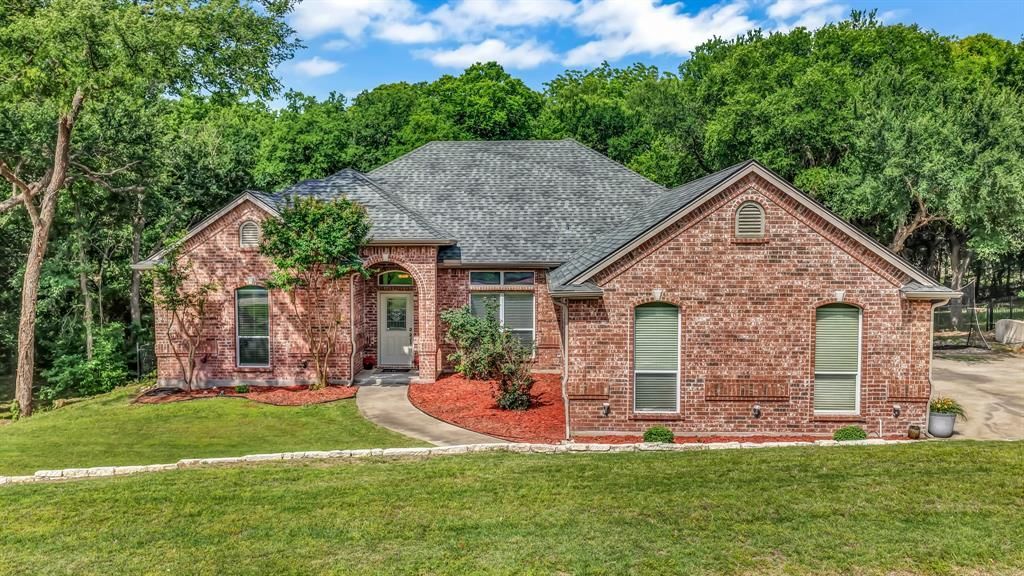 203 Mockingbird Lane, Aledo, TX 76008 Main Photo