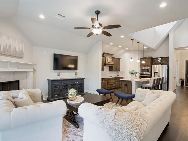 5605 S 14th Street, Midlothian, TX 76065