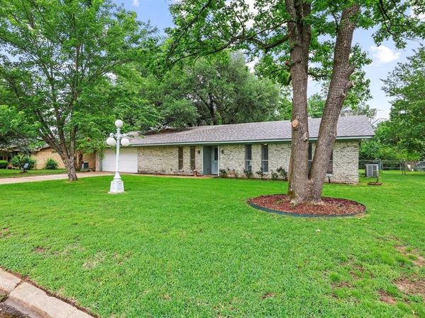 212 Lou Street, Sulphur Springs, TX 75482