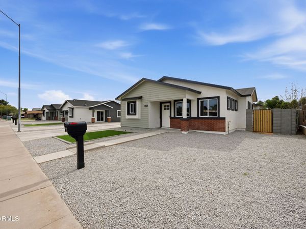 446 S PIONEER, Mesa, AZ 85204