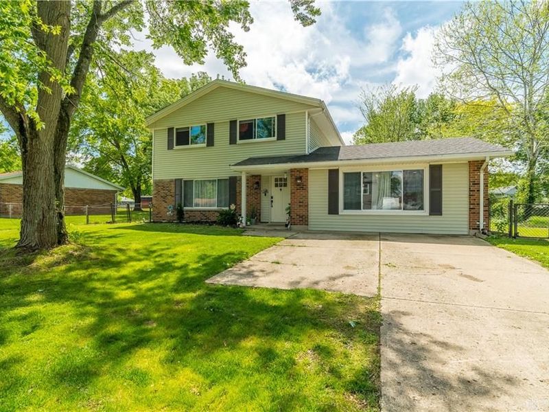 5223 Hahn Avenue, Fairborn, OH 45324 Photo 2