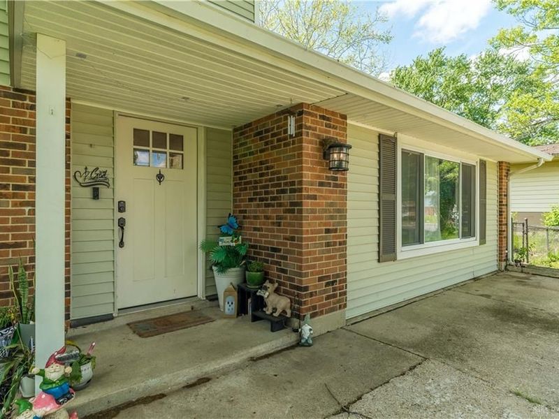 5223 Hahn Avenue, Fairborn, OH 45324 Photo 3