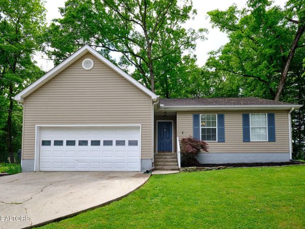 5001 Buckshot Way, Knoxville, TN 37918