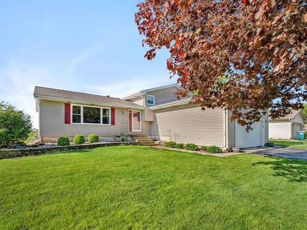 2062 W Garden Drive , Kankakee, IL 60901