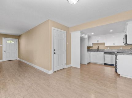 6325-6327 San Benito Way, Citrus Heights, CA 95610 Photo