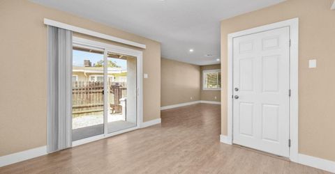 6325-6327 San Benito Way, Citrus Heights, CA 95610 Photo