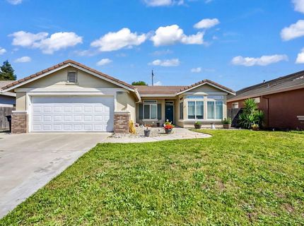 2865 Tulare Ct, Livingston, CA 95334 Photo