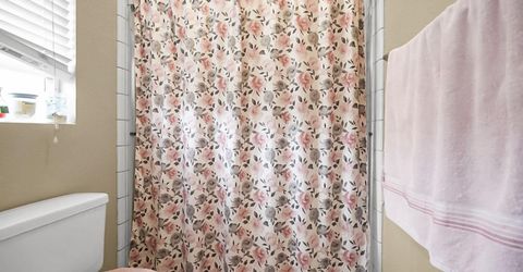 2865 Tulare Ct, Livingston, CA 95334 Photo