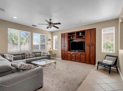 2865 Tulare Ct, Livingston, CA 95334 Photo