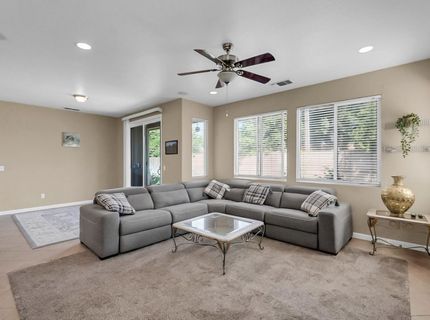 2865 Tulare Ct, Livingston, CA 95334 Photo