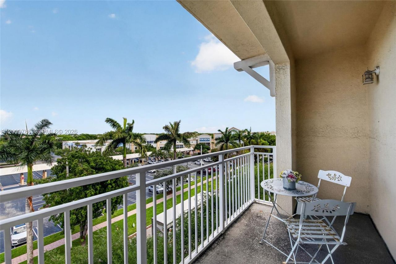 7266 SW 88th St , Unit A403, Miami, FL 33156 Photo