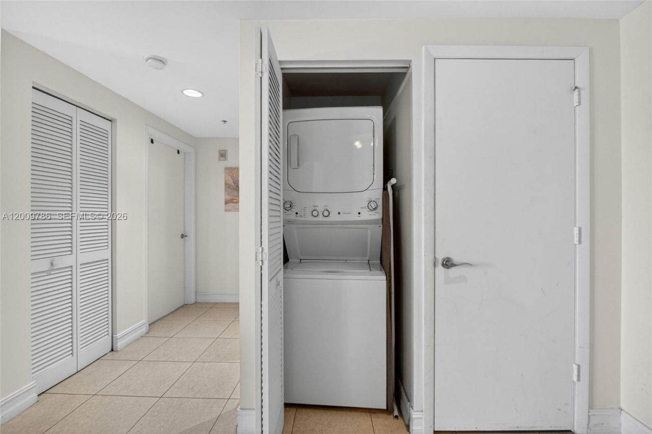 7266 SW 88th St , Unit A403, Miami, FL 33156 Photo
