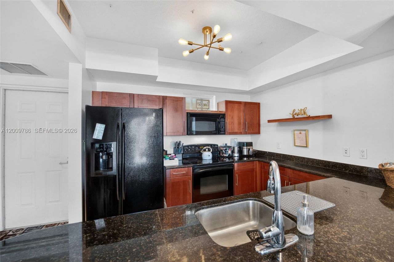7266 SW 88th St , Unit A403, Miami, FL 33156 Photo