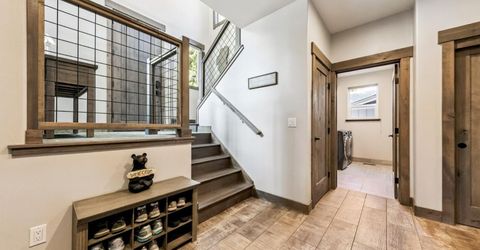 2308 Oregon Avenue, South Lake Tahoe, CA 96150 Photo
