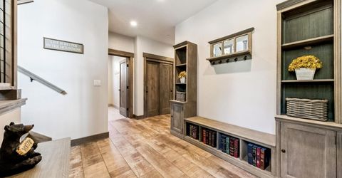 2308 Oregon Avenue, South Lake Tahoe, CA 96150 Photo
