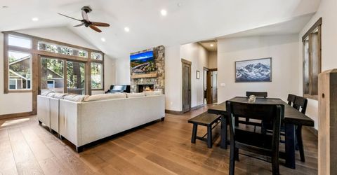 2308 Oregon Avenue, South Lake Tahoe, CA 96150 Photo