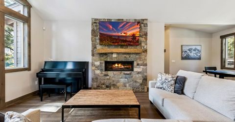2308 Oregon Avenue, South Lake Tahoe, CA 96150 Photo