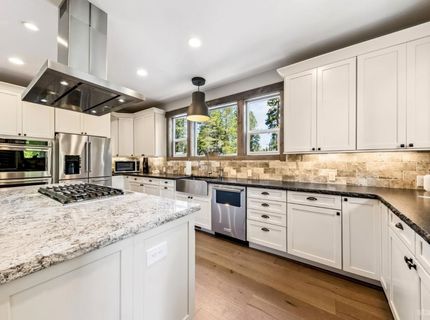 2308 Oregon Avenue, South Lake Tahoe, CA 96150 Photo