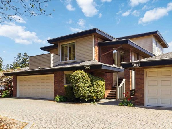 2345 Cedar Hill Cross Rd, Unit #157, Oak Bay, BC V8P 5M8