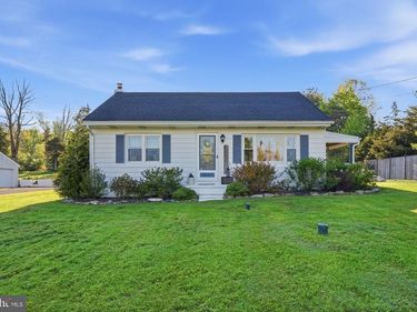 3829 GERYVILLE PIKE, PENNSBURG, PA 18073