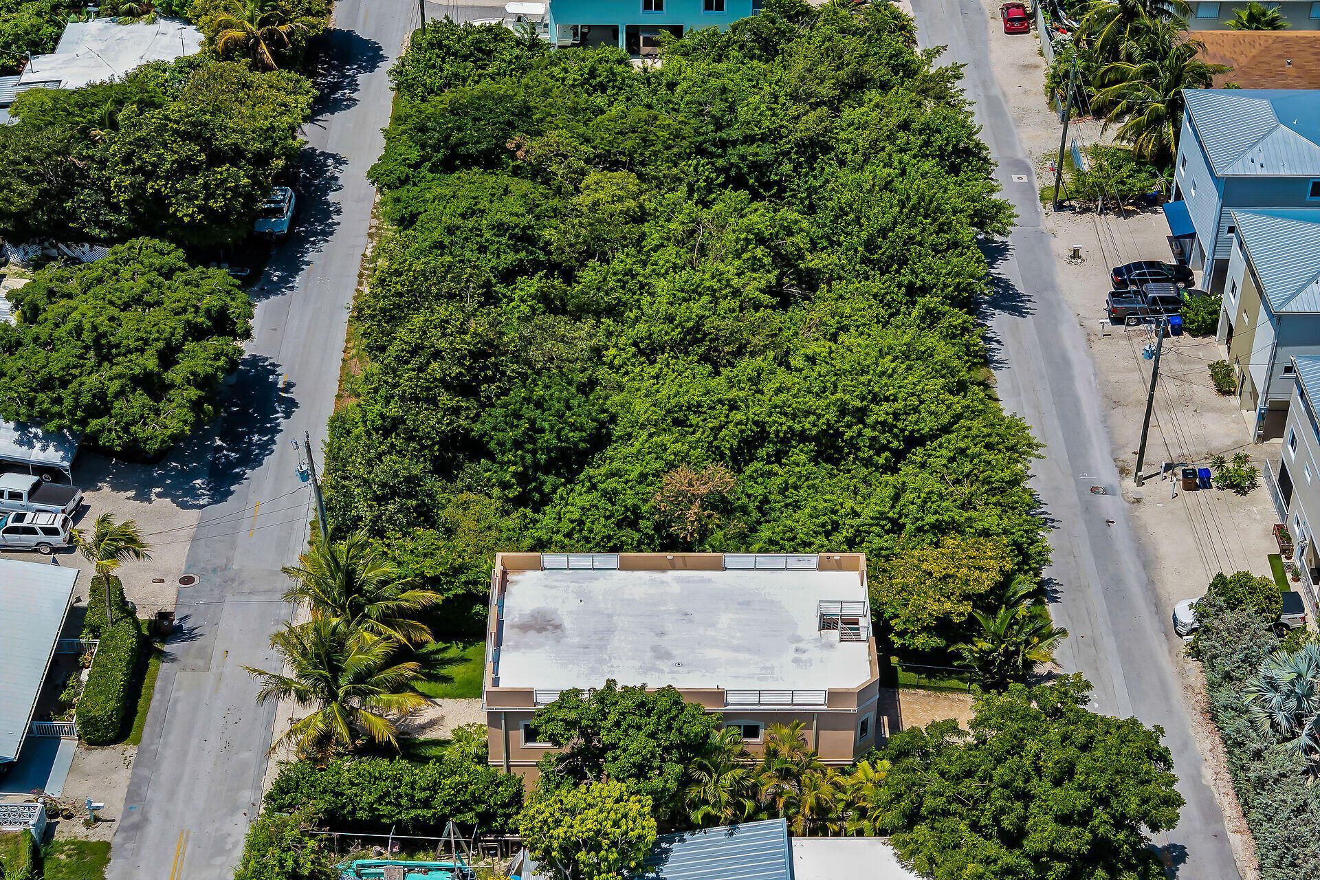 Lake View Drive, Key Largo, FL 33037 Photo